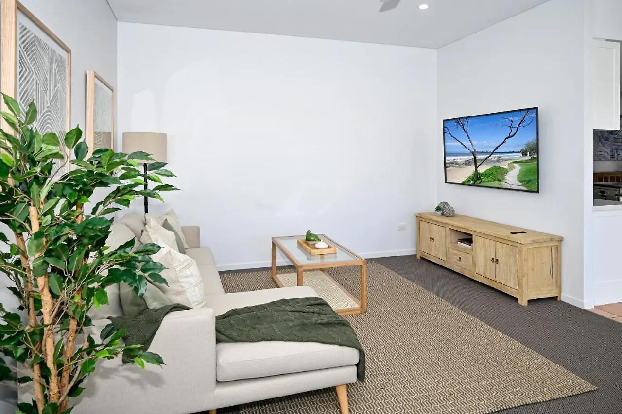 Stunning Mooloolaba Waterfront Home -10 Guests Zb1 Australië